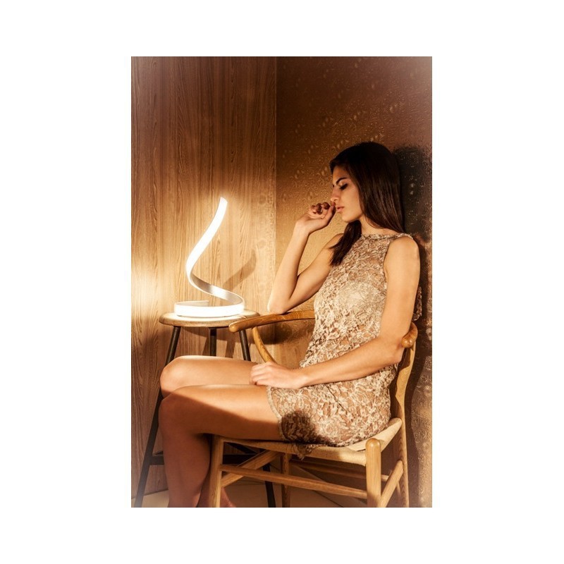 Lampe de table NUR - 15 Watts LED Lampe de table NUR - 15 Watts LED