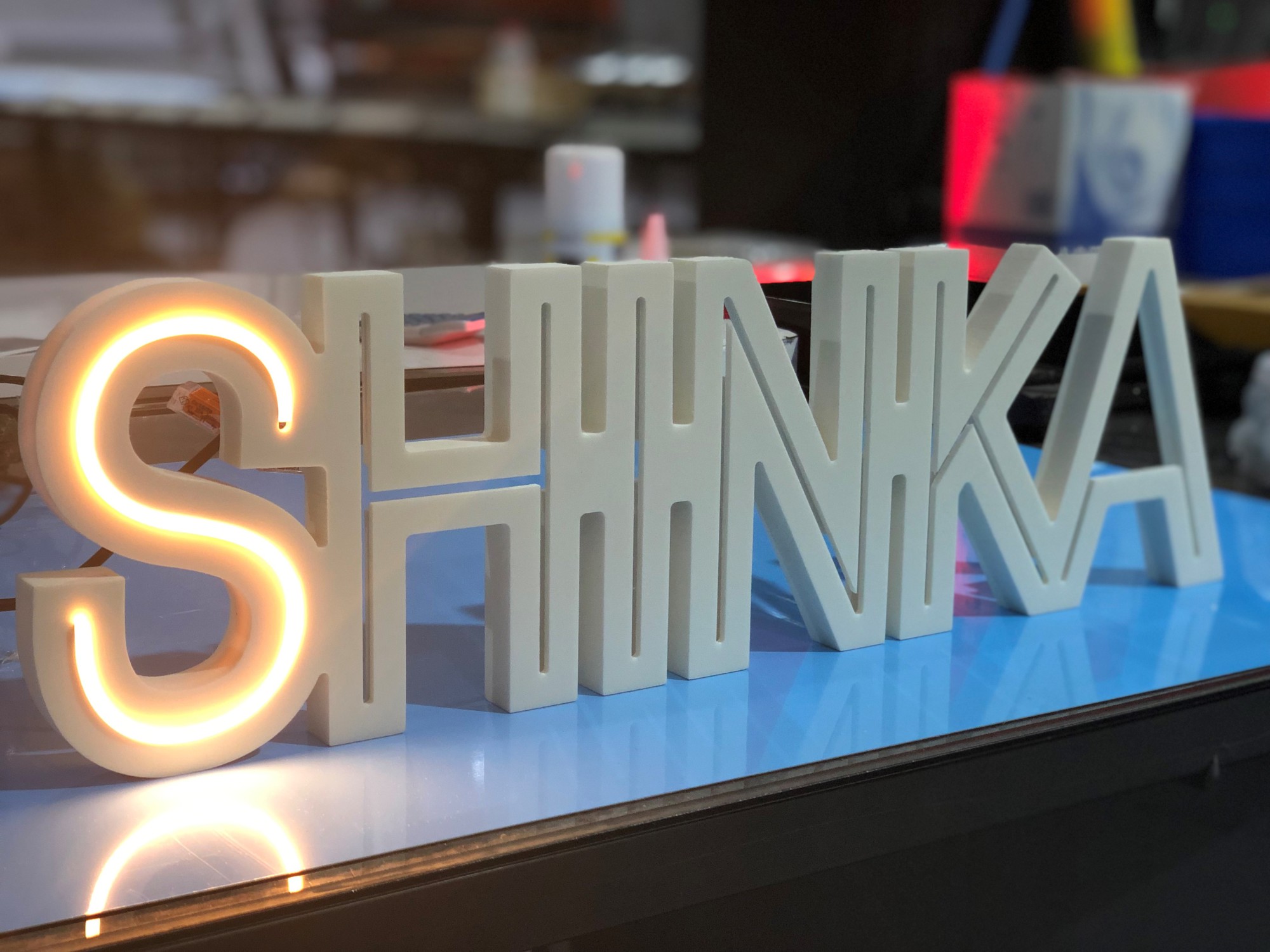 Néon micro mes 3 Néon micro mes 3